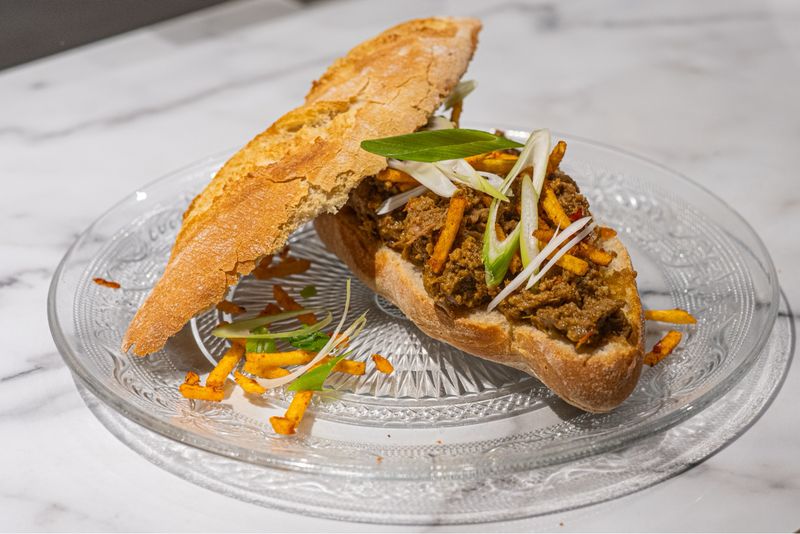 Broodje Rendang