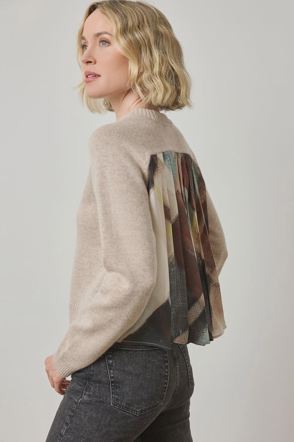 Pleat Back Raglan Sweater : Wheat
