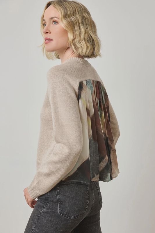 Pleat Back Raglan Sweater : Wheat