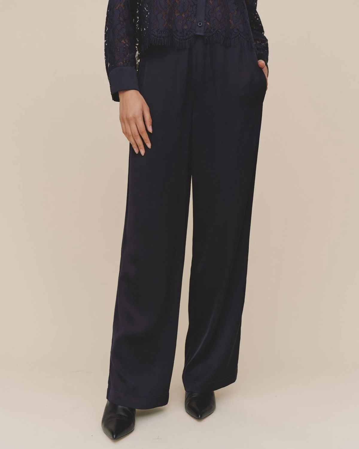 Sleek Clean Wide Leg Pant - Midnight Sky