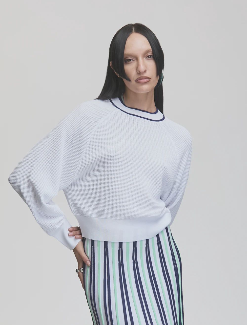 Deuce Dolman Top White/Navy