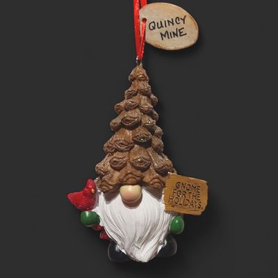 Resin Ornament Lodgey Gnome w/ Tag