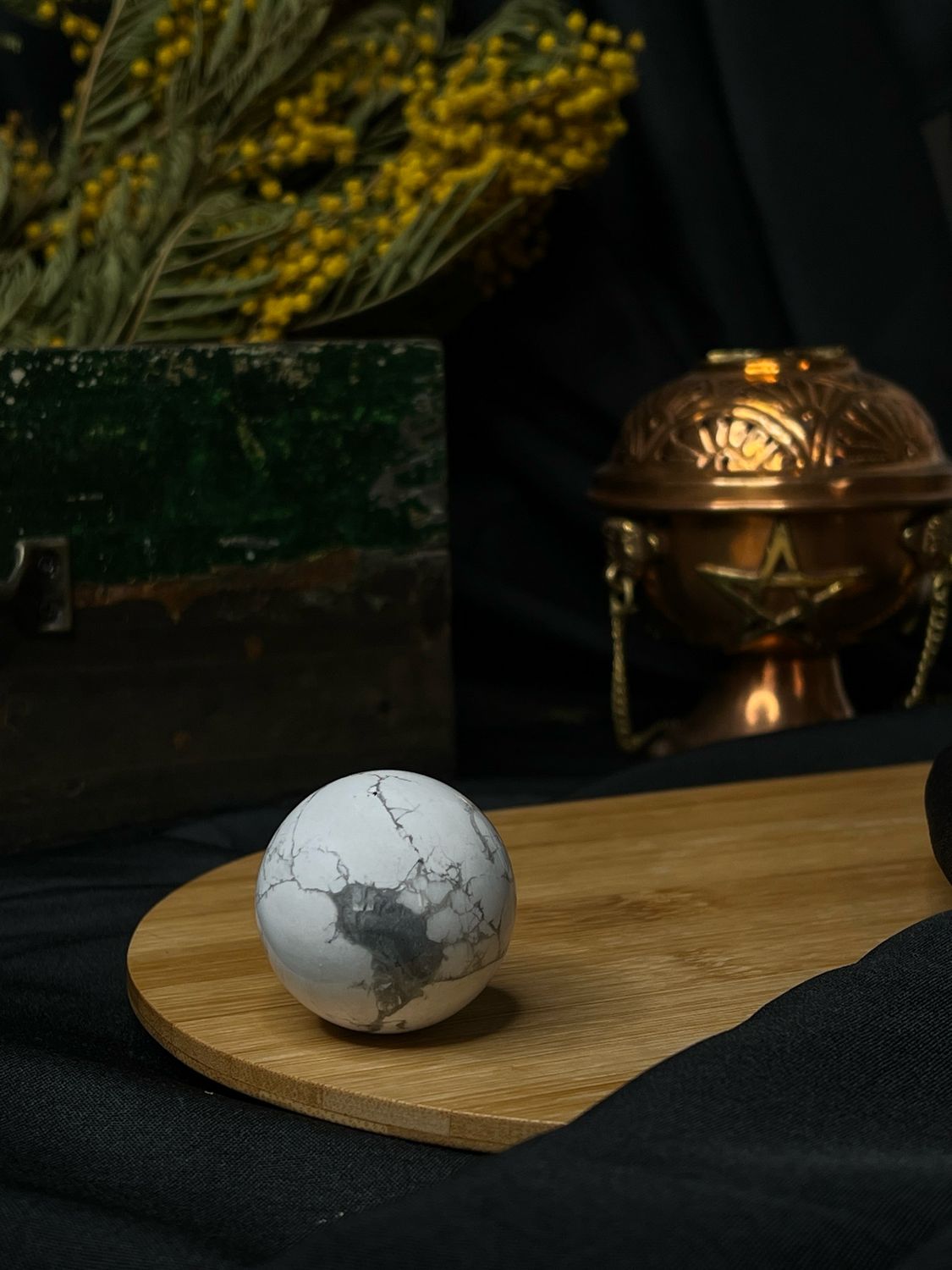Sphère : Howlite