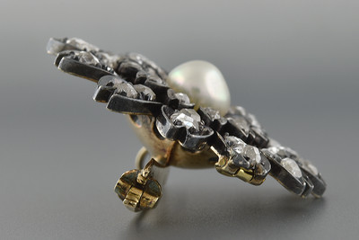 Early Victorian Flower Brooch