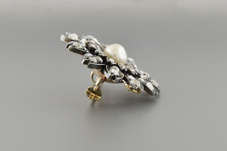 Late Georgian/Early Victorian Diamond Flower Brooch