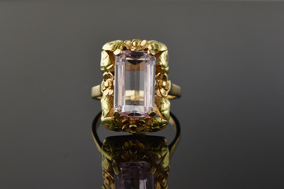 Kunzite Ring With Floral Frame