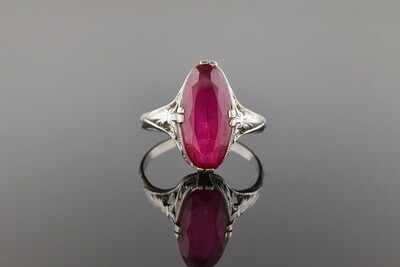 Filigree Ring With Bold Center
