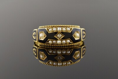 Mourning Ring With Seed Pearls