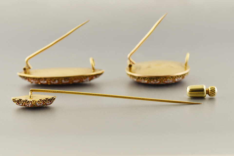 Brooch Suite