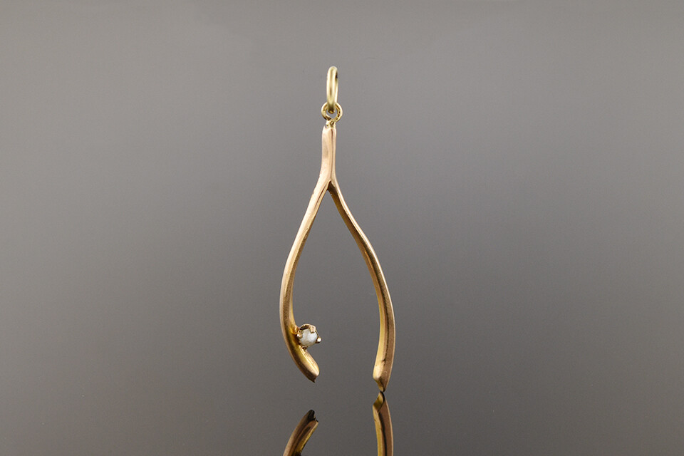 Wishbone Pendant