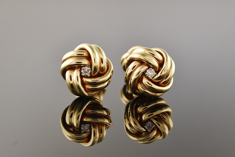 Love Knot Cuff Links