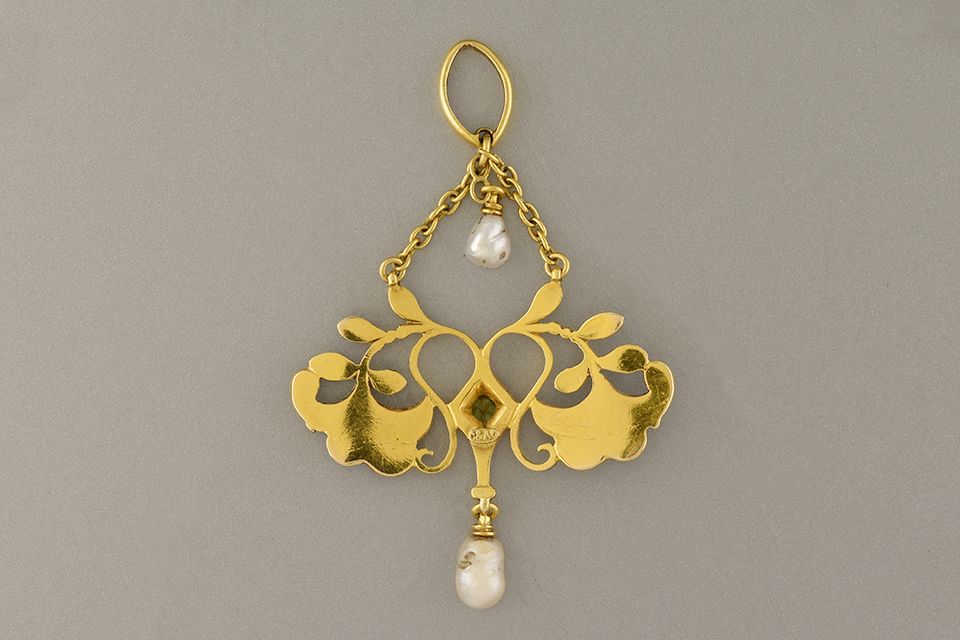 Enamel and Pearl Drop Pendant