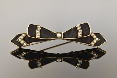 Ribbon Bow Brooch