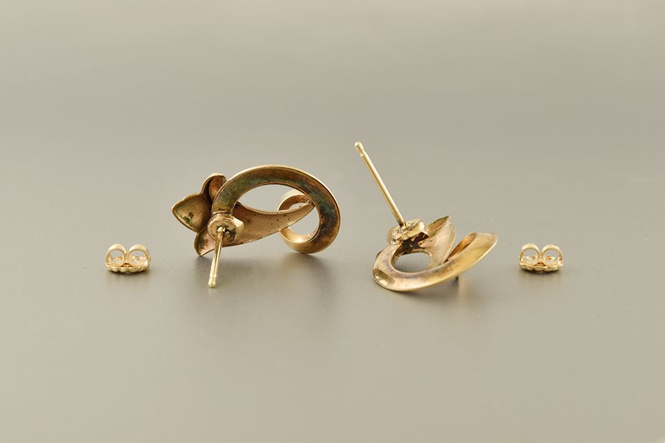 Curly Earrings