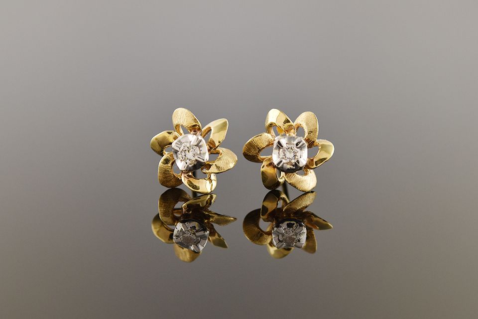 Vintage 14K Gold Petal Diamond Flower Earrings