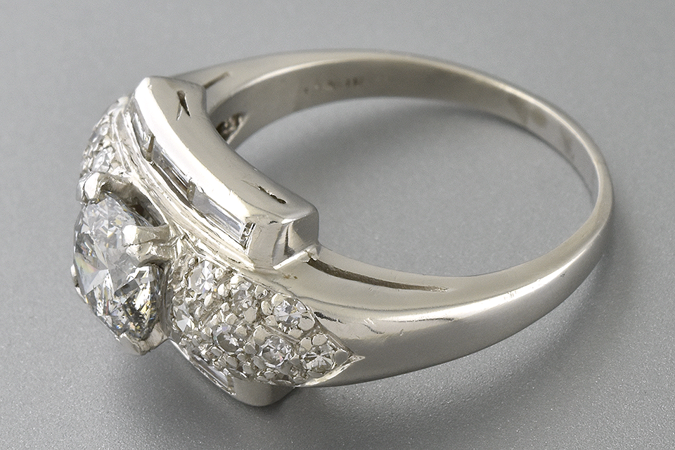 Baguette Framed Round Diamond Ring