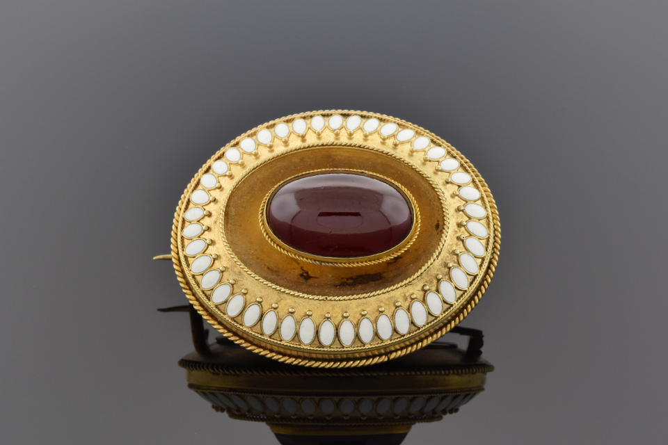 Victorian Garnet Pin Brooch Victorian Garnet Pin Brooch