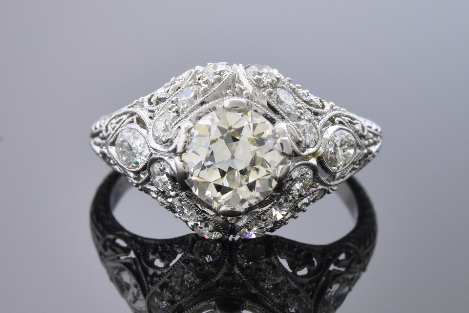 Art Deco 1.00 Carat Diamond Ring with Hand Carved Details