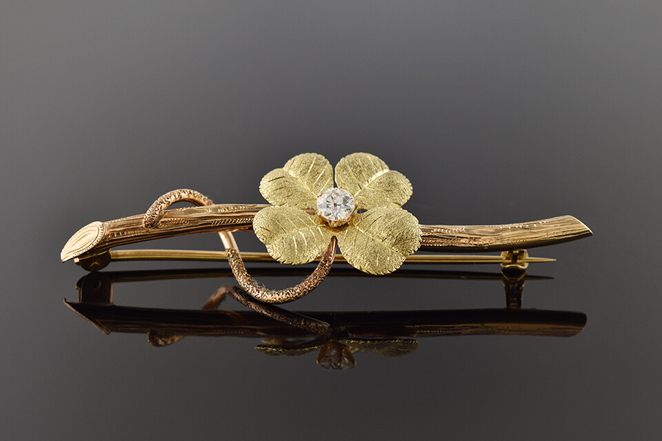 Four Leaf Clover Bar Pin