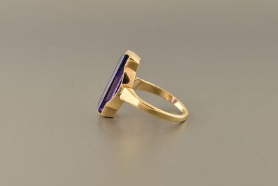 Vintage Yellow Gold Purple Gemstone Ring