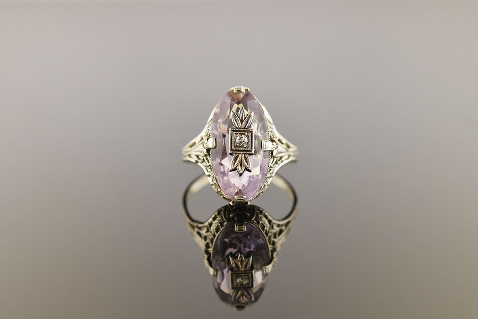 Art Deco White Gold Filigree Amethyst &amp; Diamond Ring