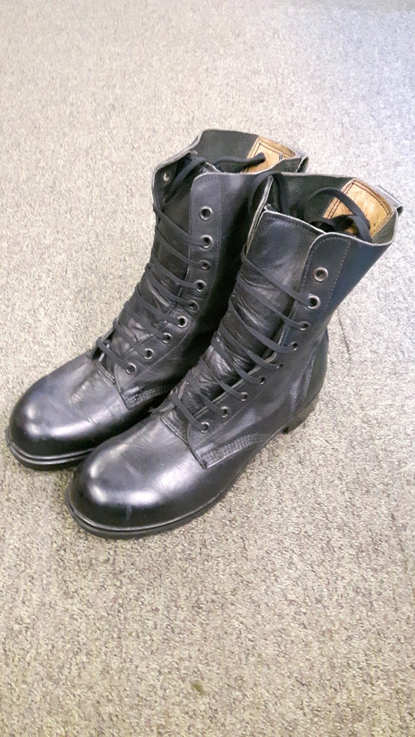 British Army High Leg Boots Size 9s