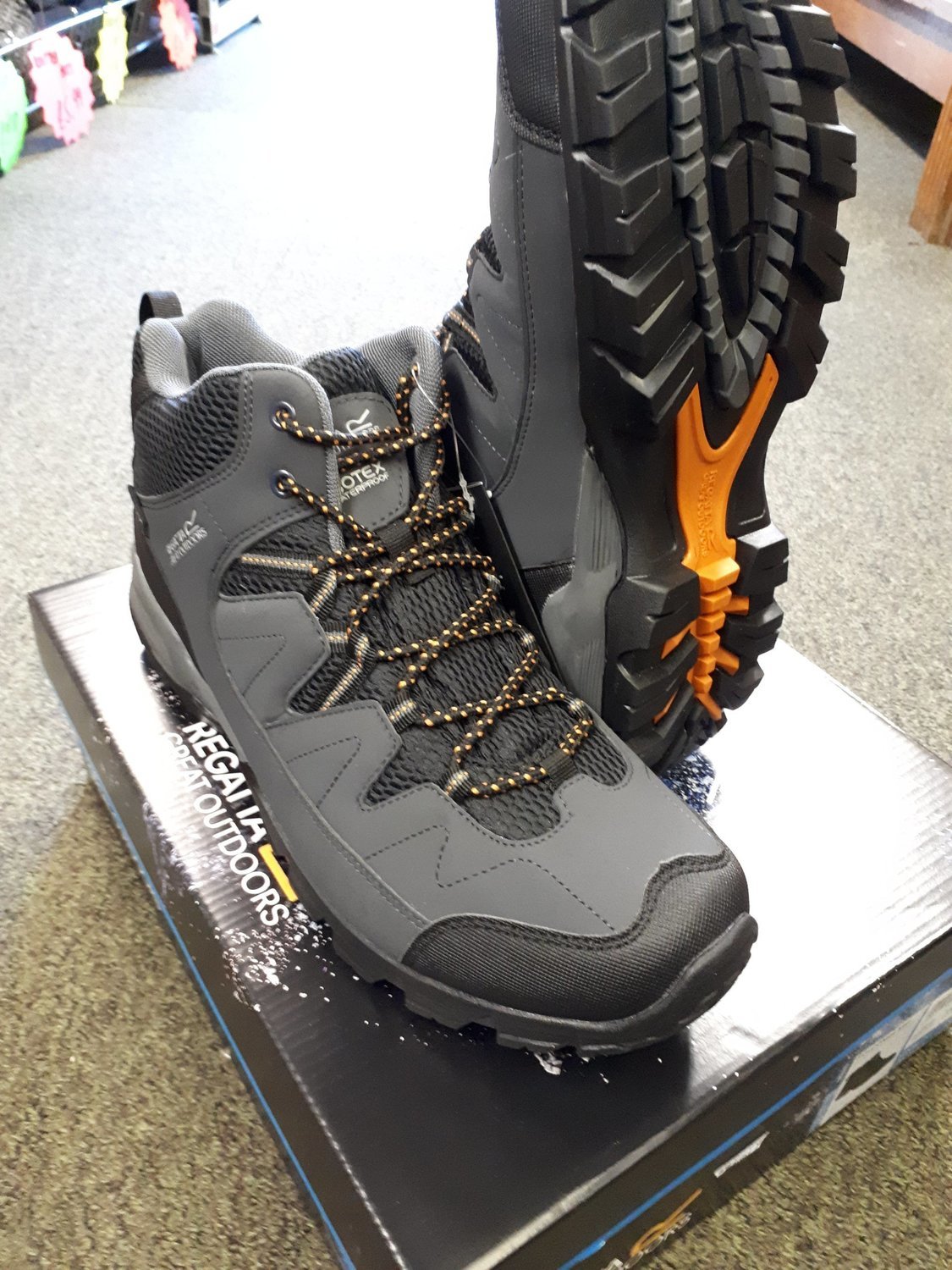 Regatta Waterproof Walking Boots Clearance, SAVE 48% - aveclumiere.com