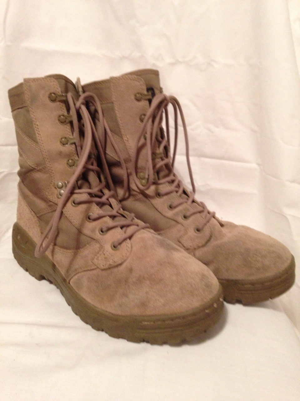 Magnum Amazon Desert Boots Size 9M