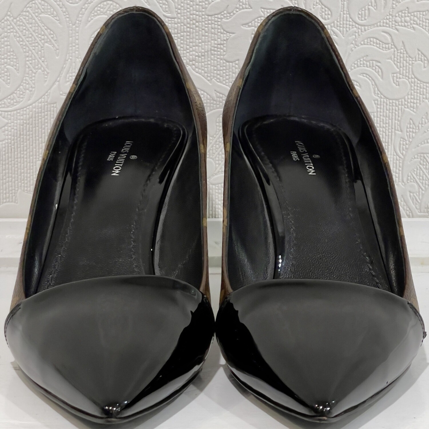 Louis Vuitton Pumps size EU 38.5