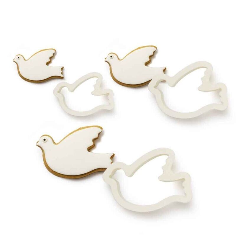 Decora Set 3 Cutters Tagliapasta in Plastica forma Colomba Pasquale  6,5 - 7,5 - 9 x h 2,2 cm