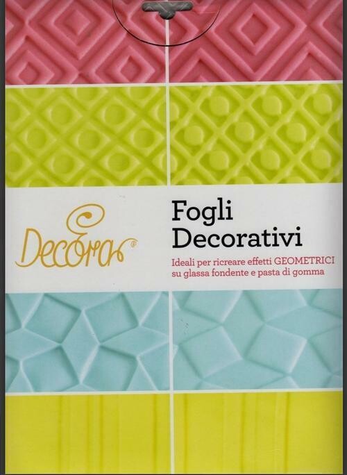 Decora Set 4 Fogli Decorativi Per Pasta Di Zucchero Forme Geometriche Dimensioni cm 21 x 29,7 Decora Set 4 Fogli Decorativi Per Pasta Di Zucchero Forme Geometriche Dimensioni cm 21 x 29,7