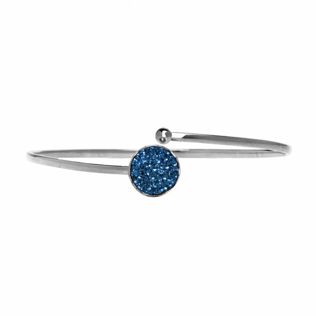 Zilveren armband met blauwe druzy agaat