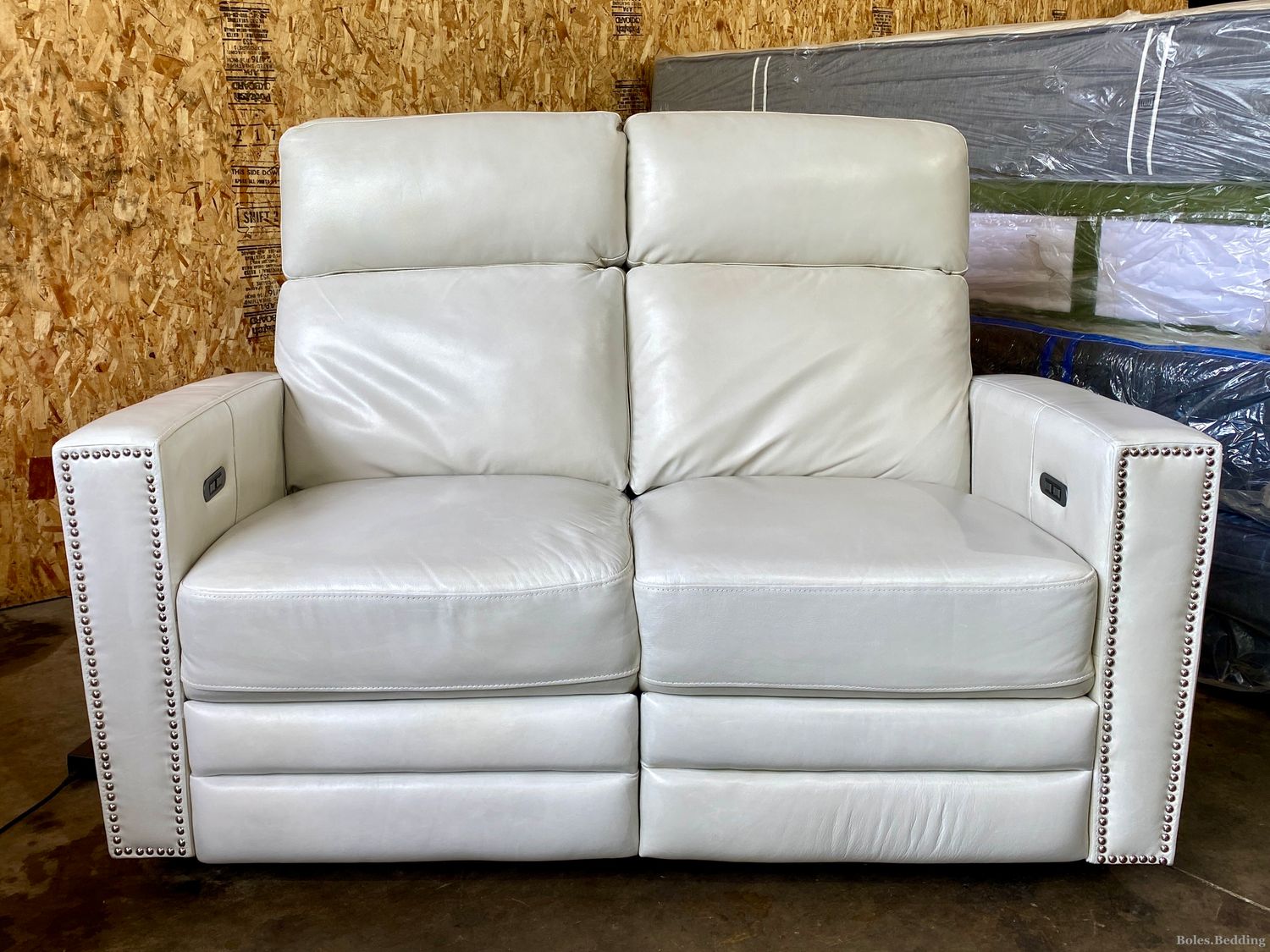 Power Reclining Loveseat - Leather - Bone