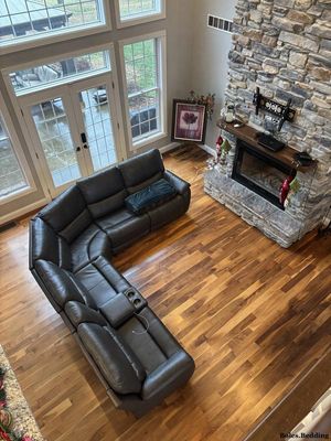 *NEW* - Gilman Creek - Wylder - 6-Piece Power Reclining Sectional - Leather - Dark Gray