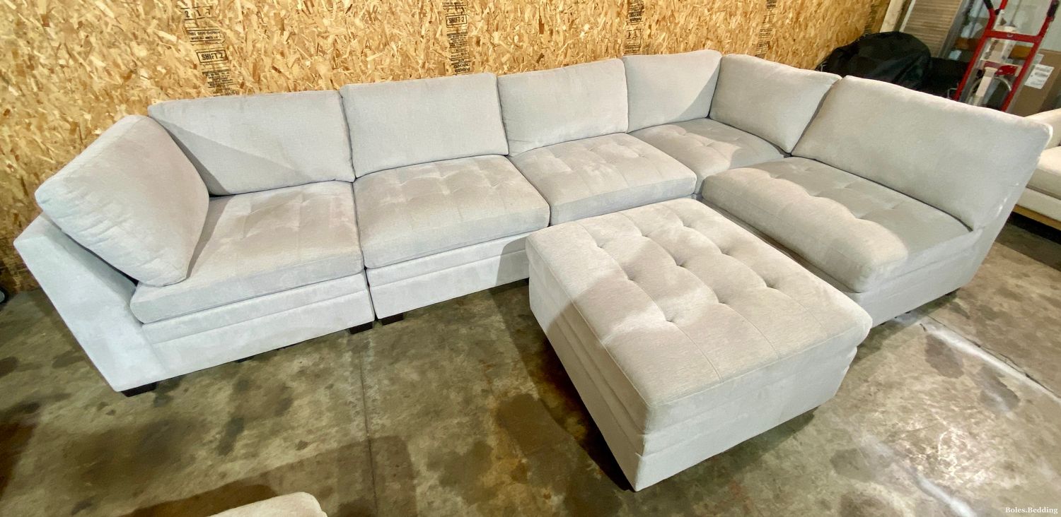 Thomasville Tisdale 6-Piece Modular Sectional with Storage Ottoman