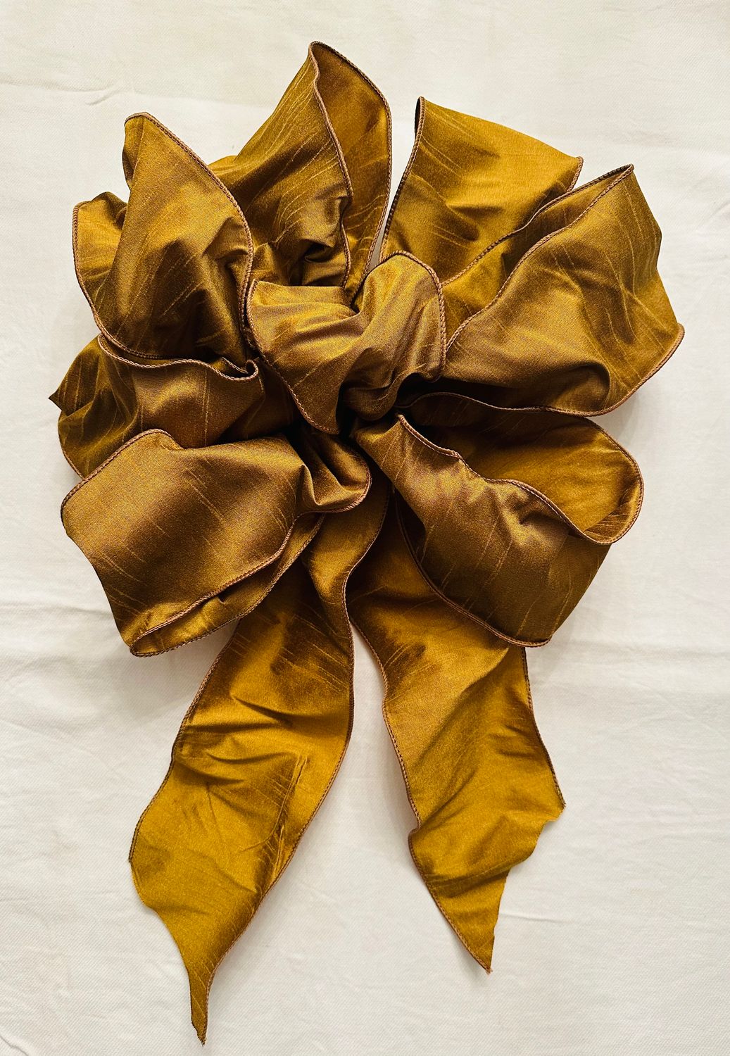 Gold Bow