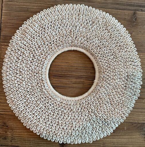 Bali Cream Round Shell Necklace XL