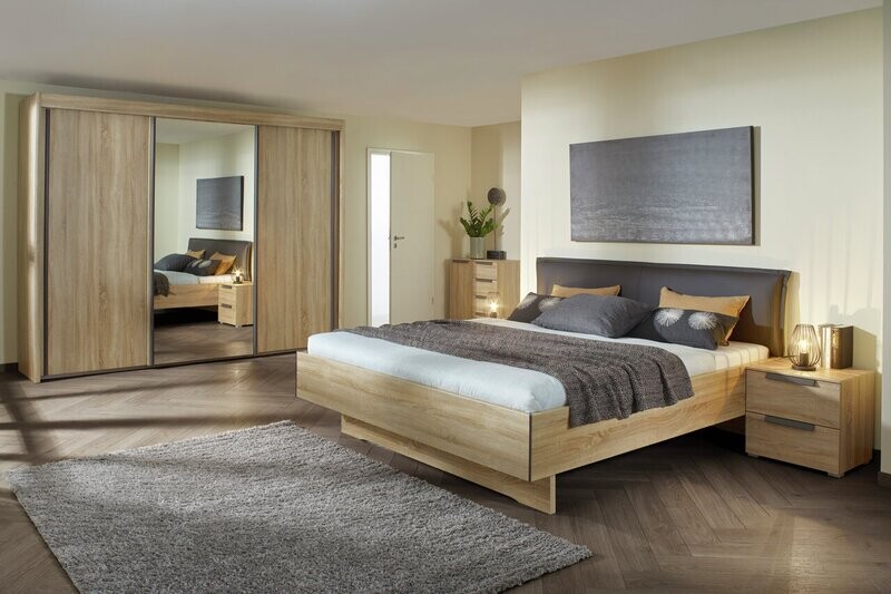 Imperial with sliding doors and mirror door
