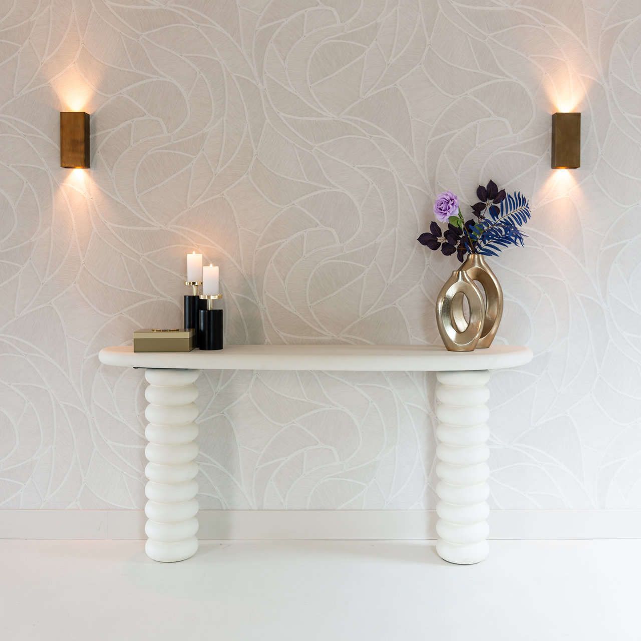 Bloomstone console