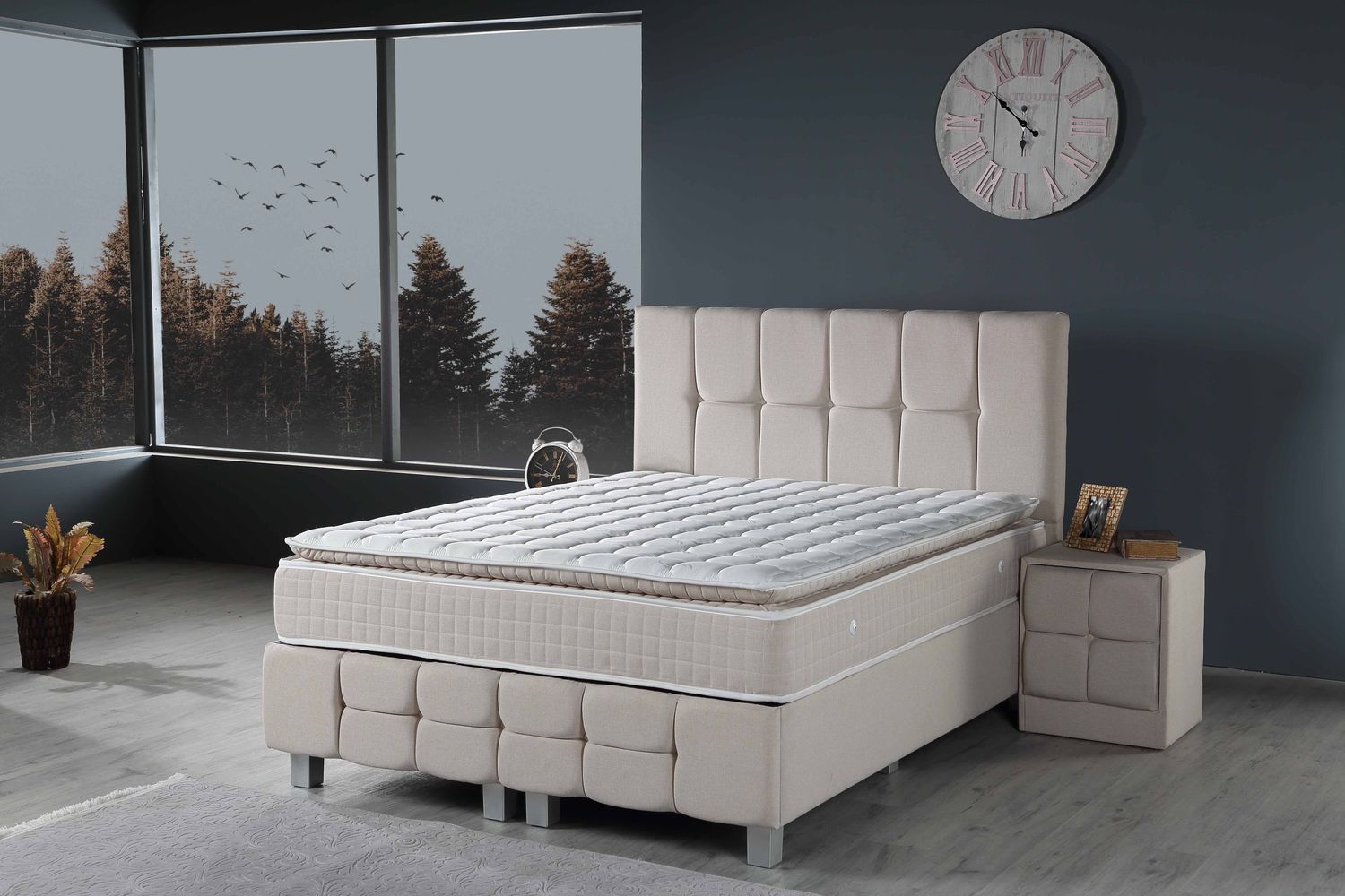 Caprice (Bed with mattress and storage)