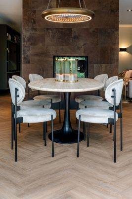 Hampton dining table oval 230cm