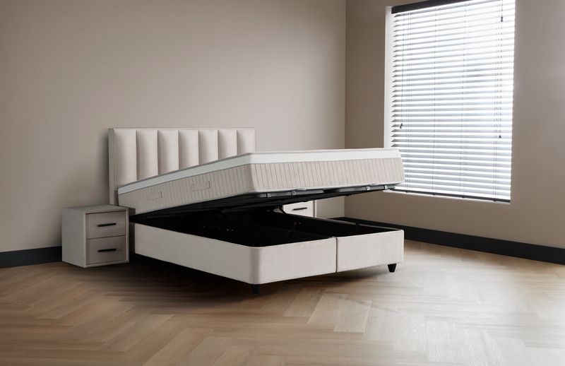 Encore with mattress &amp; storage