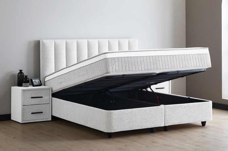 Lucy with mattress &amp; storage