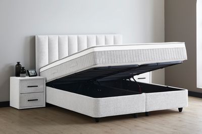 Lucy avec matelas et rangement