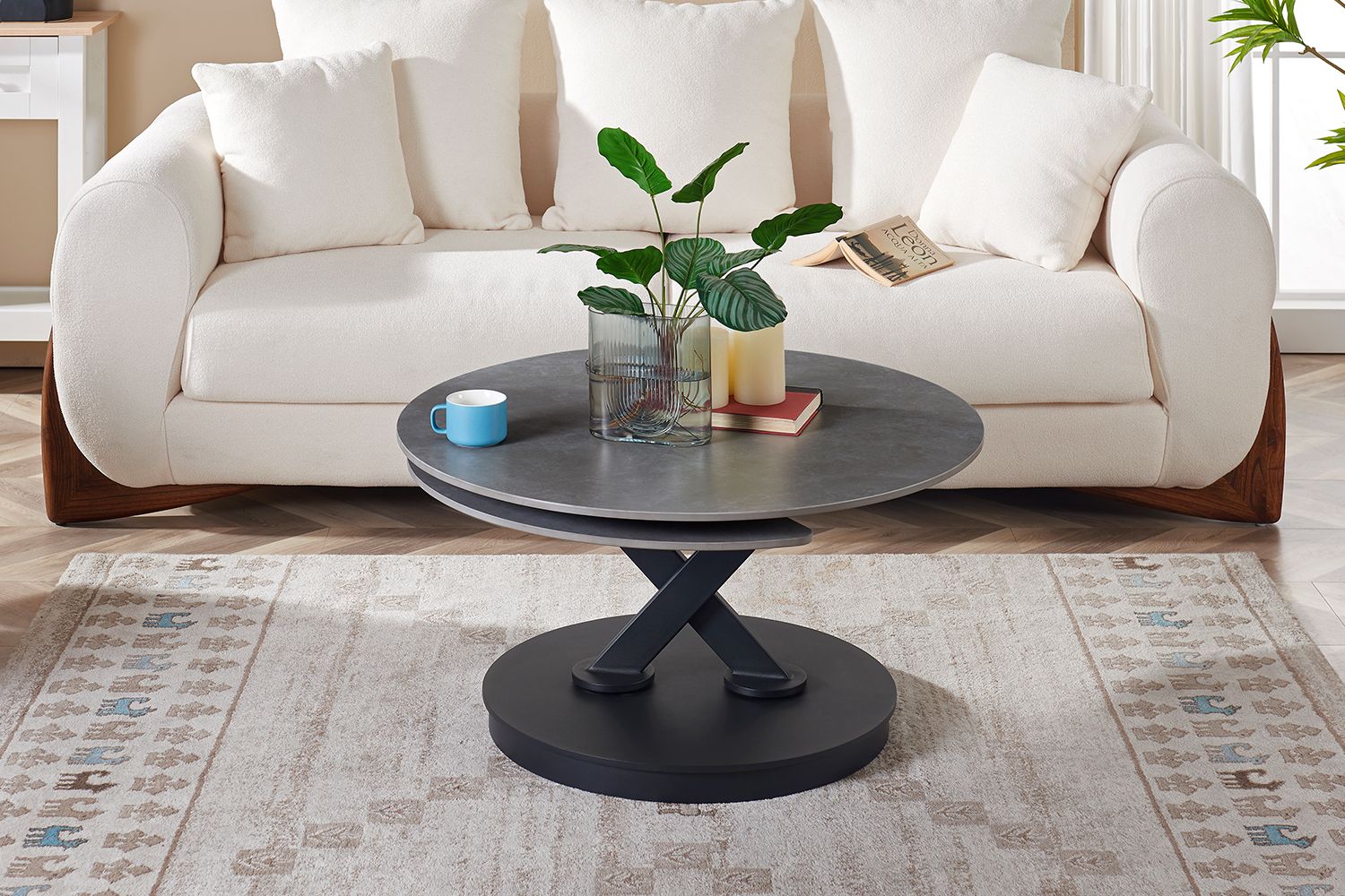 Saturday : Grey (Rotating)