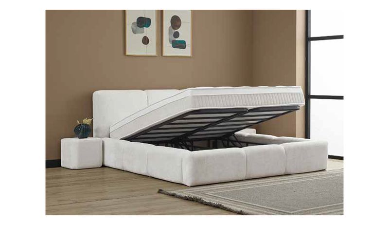 Esila met matras en opbergruimte