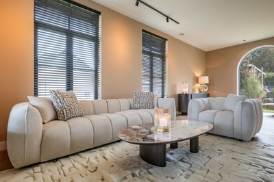 Langford: coffee table 135cm