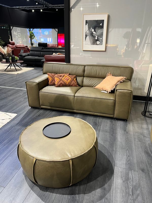 Kubo 2,5 &amp; 3 seater in leather