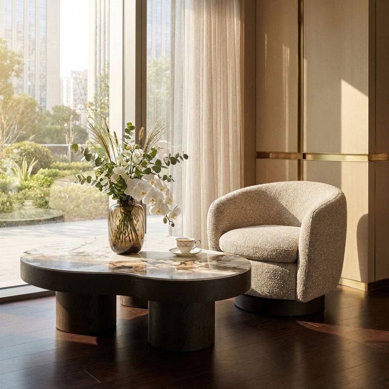 Langford: coffee table 140cm