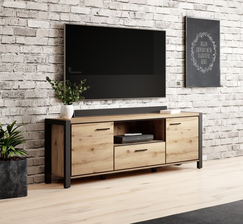 TV kast: Tivy